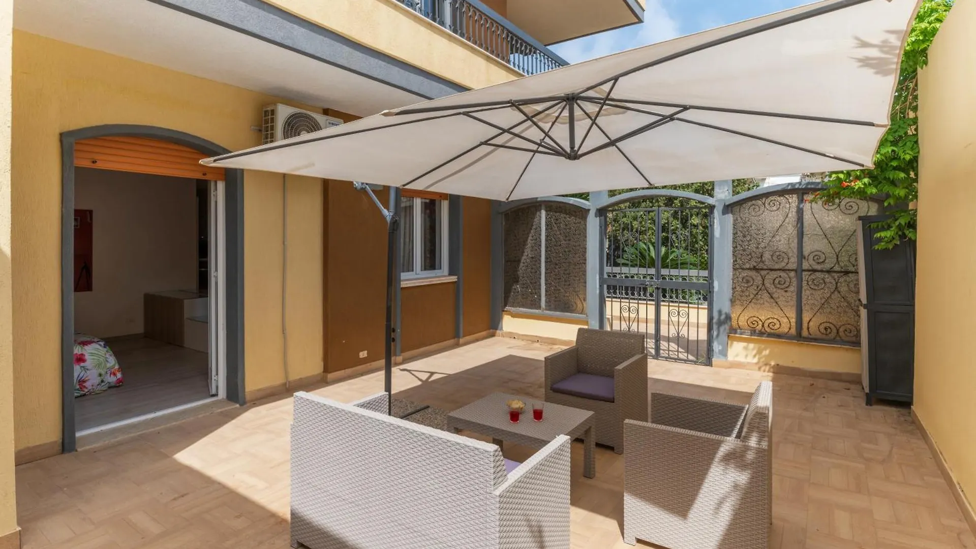Appartmenti In Centro Vicini Alla Spiaggia - Pomelia Marina di Ragusa