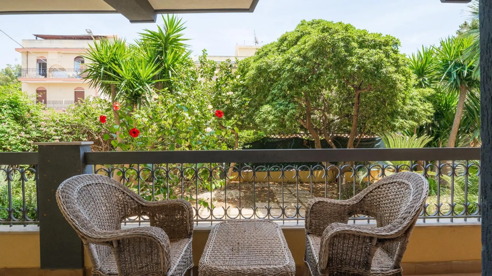 Appartmenti In Centro Vicini Alla Spiaggia - Pomelia Marina di Ragusa